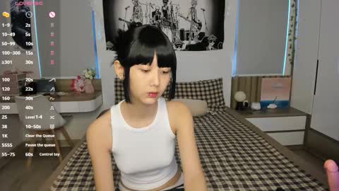 Yena and Gabby online show from February 2026 12:01:01 AM
