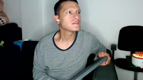 Snapshot of littledicklatin chatting on January 2025 03:44:01 AM Manu online show from January 2025 03:44:01 AM