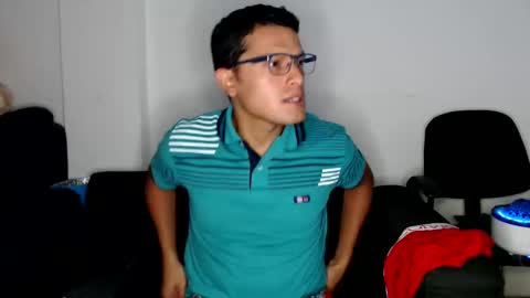 Snapshot of littledicklatin chatting on March 2025 03:22:01 AM Manu online show from March 2025 03:22:01 AM