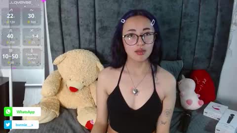 your little bunny  online show from November 2025 10:37:02 AM