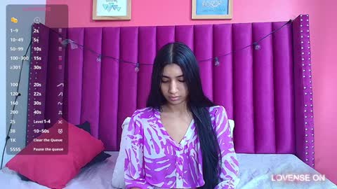 Snapshot of littlee_emilyy_ chatting on December 2024 06:53:02 PM Emily online show from December 2024 06:53:02 PM