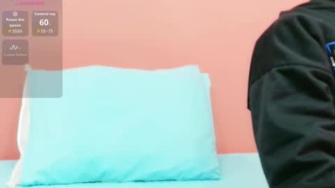 Tania  online show from October 2025 03:03:02 AM