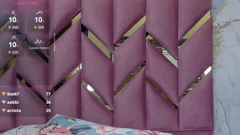 Tania  online show from November 2025 03:38:01 AM