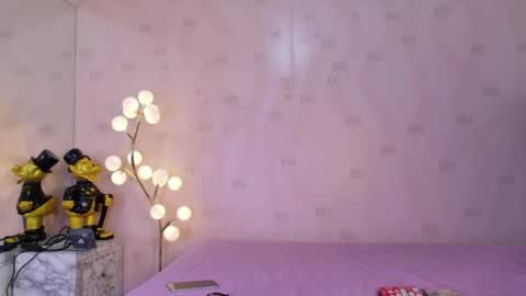 Tania  online show from May 2026 07:53:02 PM