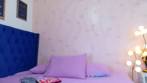 Tania  online show from June 2026 07:50:01 PM