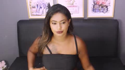 Snapshot of littleindianmilf chatting on January 2025 08:45:01 AM littleindianmilf online show from January 2025 08:45:01 AM