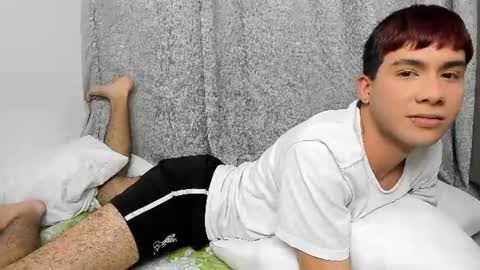 Snapshot of littlejames_ chatting on June 2026 01:38:02 AM James online show from June 2026 01:38:02 AM