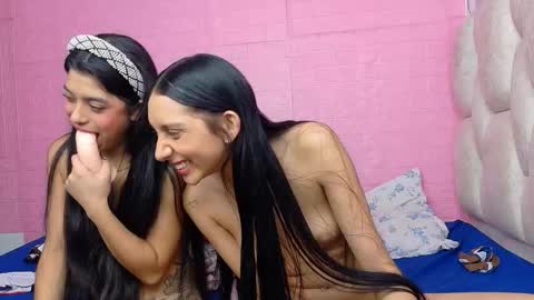 Snapshot of littlejennifer18 chatting on September 2025 06:02:02 PM Tip us ask our names online show from September 2025 06:02:02 PM