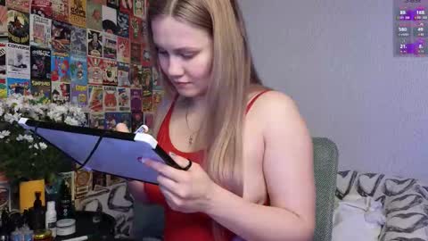 LillleLinn online show from February 2026 06:39:01 PM