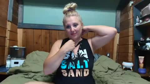 Snapshot of littlelisa1 chatting on July 2026 01:46:02 AM lisanixs online show from July 2026 01:46:02 AM