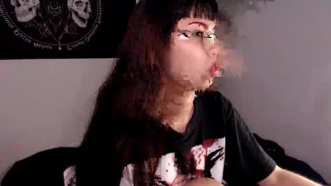 Snapshot of littleluciferrr chatting on November 2025 02:10:01 AM Lucifer online show from November 2025 02:10:01 AM