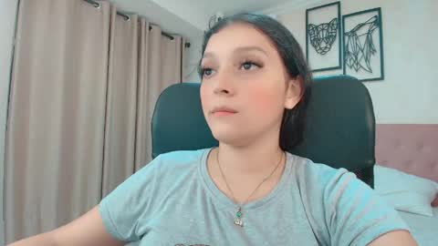 Sarahs Room online show from May 2026 01:47:02 AM