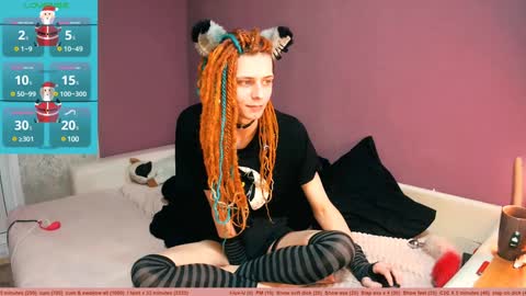 Snapshot of littlepinkcat chatting on December 2024 11:20:02 PM Felix online show from December 2024 11:20:02 PM