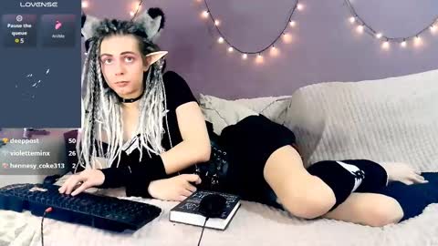 Snapshot of littlepinkcat chatting on February 2025 08:09:01 PM Felix online show from February 2025 08:09:01 PM