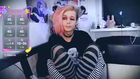 Snapshot of littlepinkcat chatting on September 2025 07:46:02 PM Felix online show from September 2025 07:46:02 PM