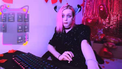 Snapshot of littlepinkcat chatting on February 2026 07:20:01 PM Felix online show from February 2026 07:20:01 PM