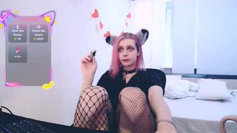 Snapshot of littlepinkcat chatting on March 2026 12:07:01 PM Felix online show from March 2026 12:07:01 PM