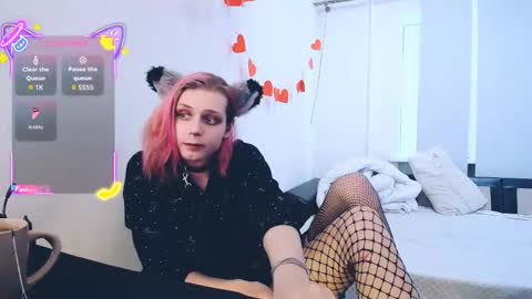 Snapshot of littlepinkcat chatting on March 2026 07:48:02 AM Felix online show from March 2026 07:48:02 AM