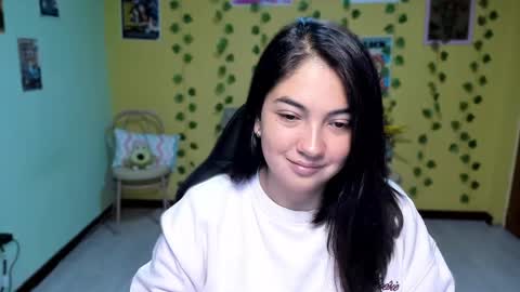 Mia  Wednesday to Sunday 730 am to 1030 am Colombian Hour D online show from May 2026 05:12:01 AM