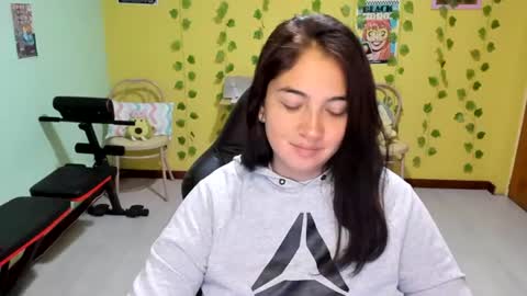 Snapshot of littleprety6969 chatting on June 2026 10:45:02 PM Mia Wednesday to Sunday 730 am to 1030 am Colombian Hour D online show from June 2026 10:45:02 PM