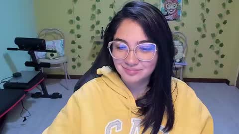 Snapshot of littleprety6969 chatting on June 2026 12:22:01 PM Mia Wednesday to Sunday 730 am to 1030 am Colombian Hour D online show from June 2026 12:22:01 PM