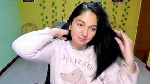 Snapshot of littleprety6969 chatting on August 2026 01:37:02 AM Mia Wednesday to Sunday 730 am to 1030 am Colombian Hour D online show from August 2026 01:37:02 AM