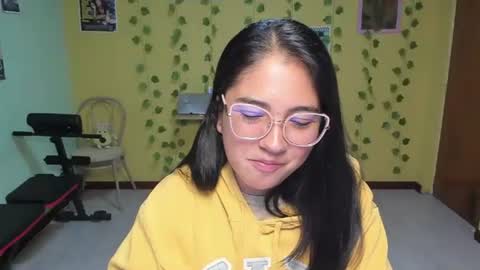 Snapshot of littleprety6969 chatting on August 2026 02:46:02 AM Mia Wednesday to Sunday 730 am to 1030 am Colombian Hour D online show from August 2026 02:46:02 AM