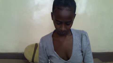 Snapshot of littlesandie chatting on December 2024 01:28:02 PM littlesandie online show from December 2024 01:28:02 PM