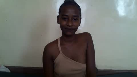 Snapshot of littlesandie chatting on March 2025 05:54:01 AM littlesandie online show from March 2025 05:54:01 AM