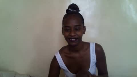 littlesandie online show from November 2025 06:03:01 AM