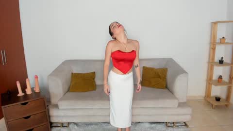 Snapshot of littlesexualworld chatting on January 2025 08:45:01 PM - Eileen - Izzy - Stiven online show from January 2025 08:45:01 PM