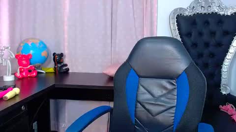 Snapshot of littlesophia_ chatting on December 2024 06:55:02 PM zara online show from December 2024 06:55:02 PM