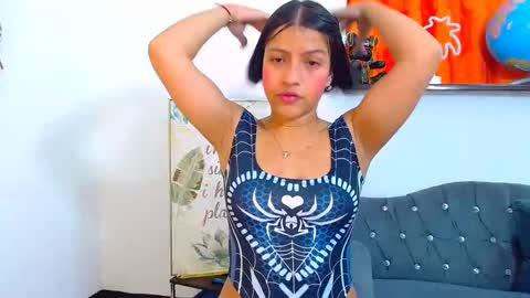 Snapshot of littlesophia_ chatting on March 2025 12:12:01 PM zara online show from March 2025 12:12:01 PM
