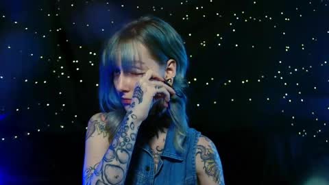 Niki  free tg channel with some photos gifs and info about streams  online show from December 2025 09:44:02 PM