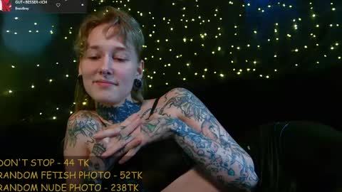 Niki  free tg channel with some photos gifs and info about streams  online show from May 2026 02:24:02 PM