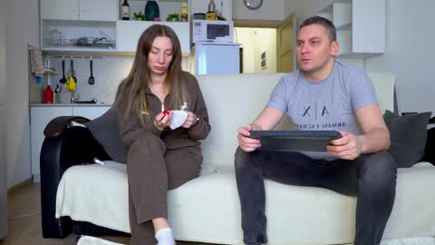 Little Tifany online show from February 2026 11:25:01 AM