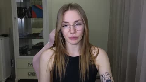 Snapshot of littlevildevil chatting on December 2024 03:00:01 PM Eliana online show from December 2024 03:00:01 PM
