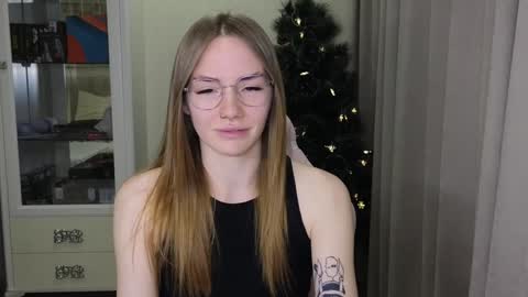 Snapshot of littlevildevil chatting on December 2024 11:18:02 AM Eliana online show from December 2024 11:18:02 AM