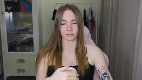 Snapshot of littlevildevil chatting on January 2025 02:19:01 PM Eliana online show from January 2025 02:19:01 PM