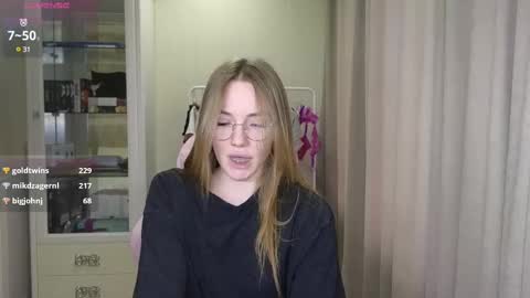Snapshot of littlevildevil chatting on March 2025 12:11:02 PM Eliana online show from March 2025 12:11:02 PM