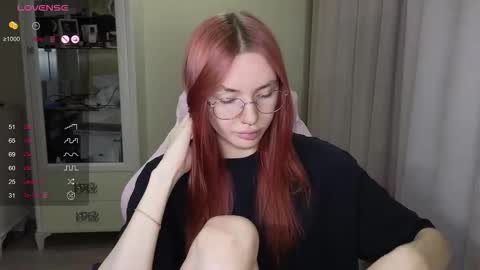 Eliana online show from November 2025 10:17:01 AM