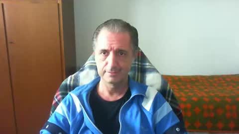 liuk53 online show from May 2026 12:43:01 PM