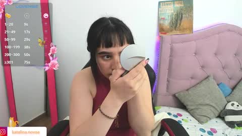 Snapshot of liv_rosse chatting on February 2025 10:59:01 PM Katalina Novoa. online show from February 2025 10:59:01 PM