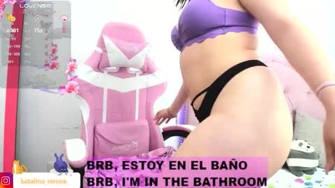 Snapshot of liv_rosse chatting on October 2025 02:44:01 AM Katalina Novoa. online show from October 2025 02:44:01 AM