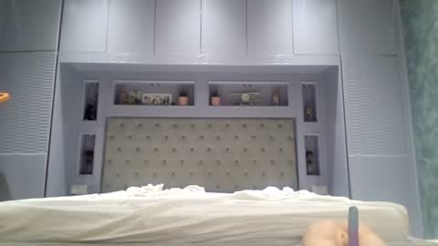 Liv Winters online show from December 2024 07:03:01 PM