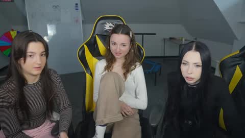 Snapshot of livehub054 chatting on April 2026 10:26:01 AM Sheryl online show from April 2026 10:26:01 AM