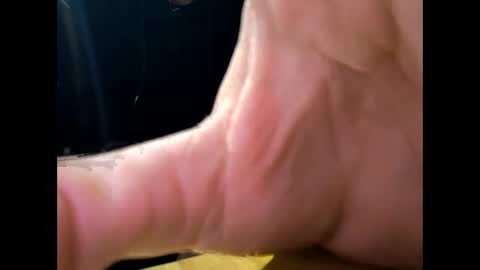 Snapshot of liveyisus chatting on November 2025 04:17:02 PM liveyisus online show from November 2025 04:17:02 PM