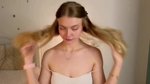 livia_hot online show from April 2026 12:30:01 PM
