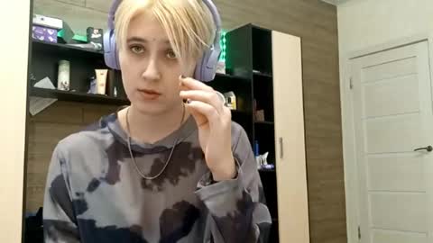Snapshot of liviastubson chatting on September 2025 08:08:02 PM Nora online show from September 2025 08:08:02 PM