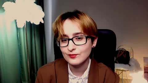 LixeLuna online show from May 2026 06:32:01 AM
